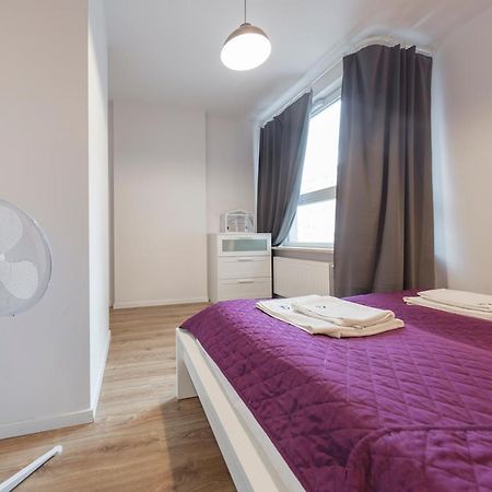 Golden Apartments - Pereca Варшава Екстериор снимка