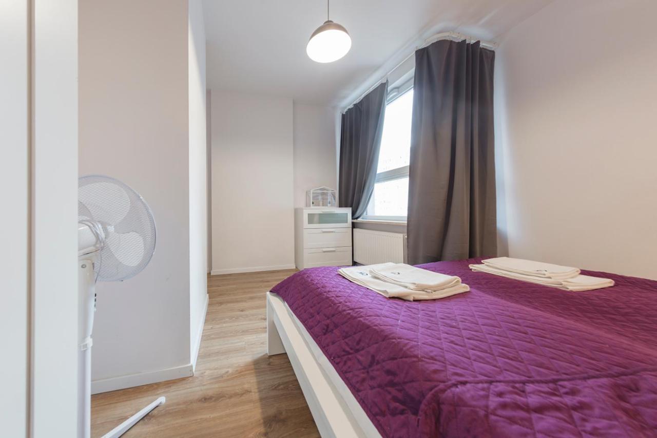 Golden Apartments - Pereca Варшава Екстериор снимка