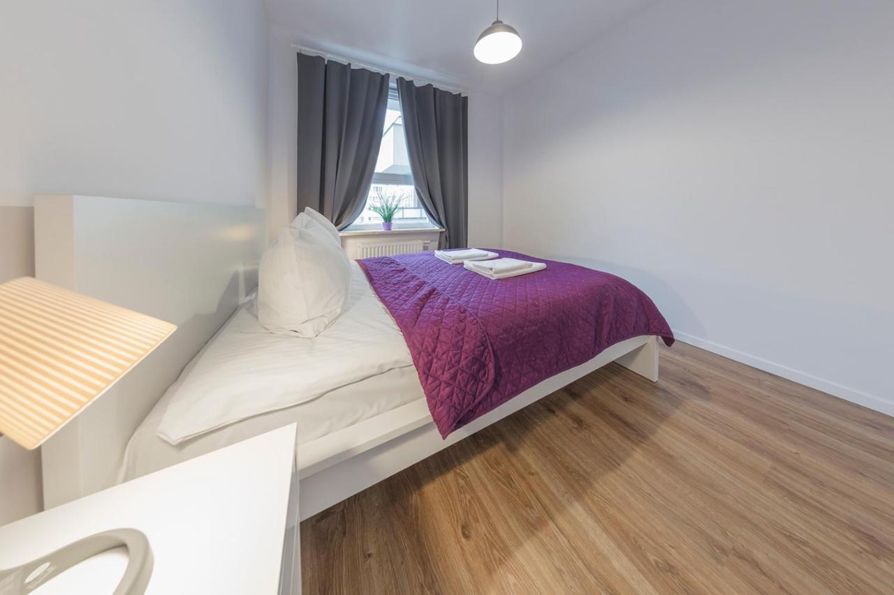 Golden Apartments - Pereca Варшава Екстериор снимка