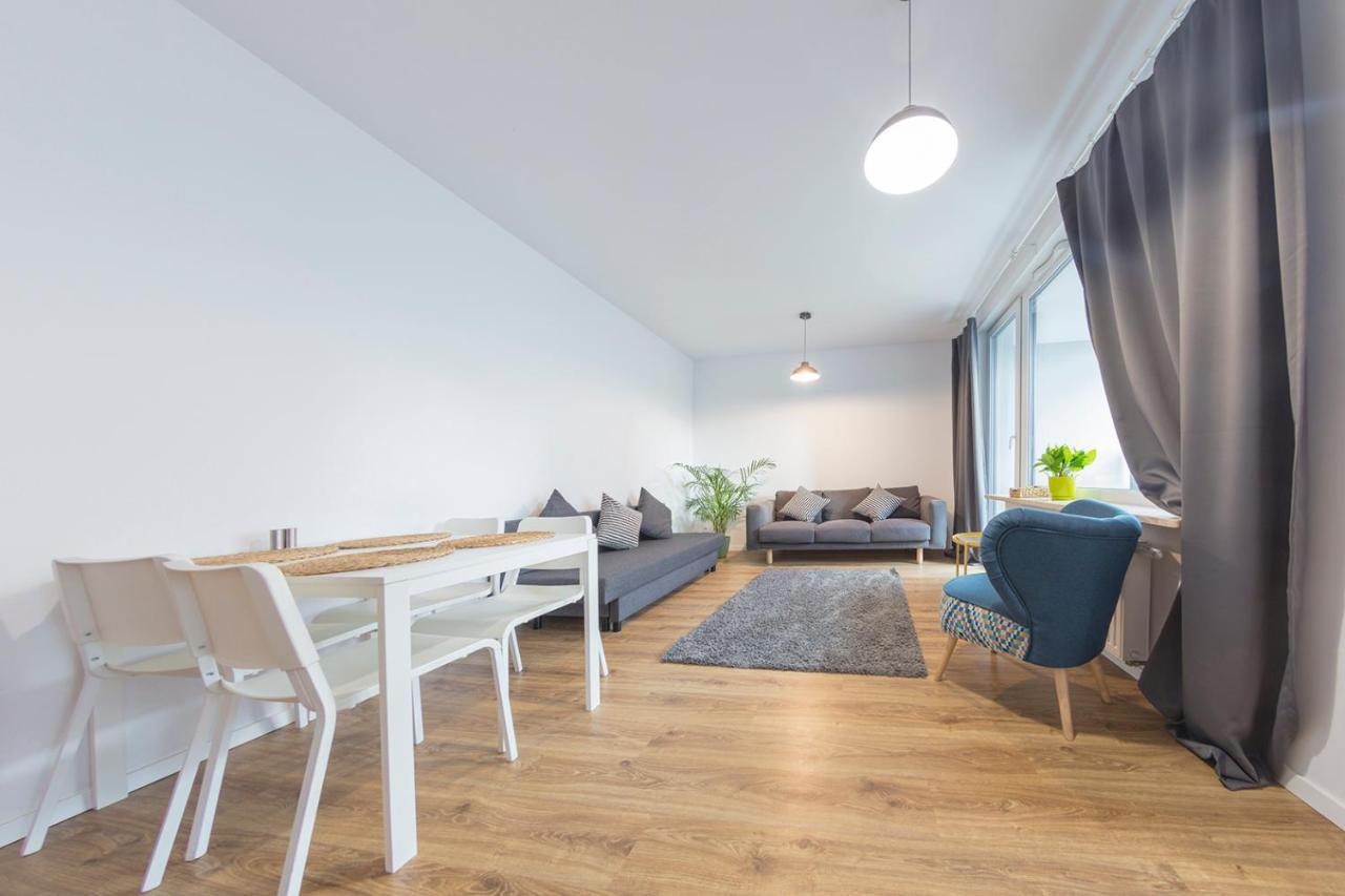 Golden Apartments - Pereca Варшава Екстериор снимка
