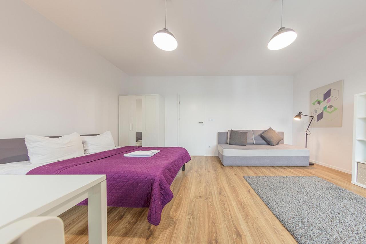 Golden Apartments - Pereca Варшава Екстериор снимка