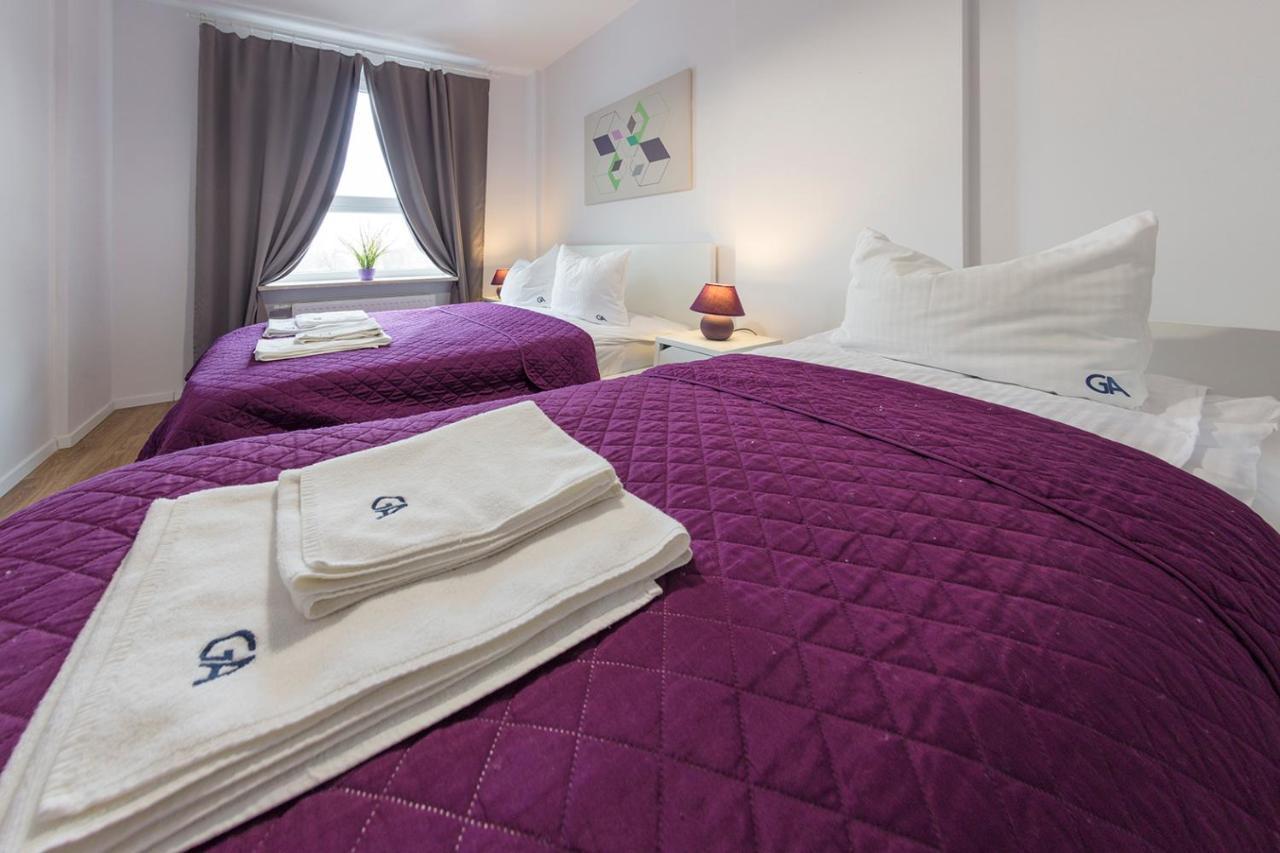 Golden Apartments - Pereca Варшава Екстериор снимка