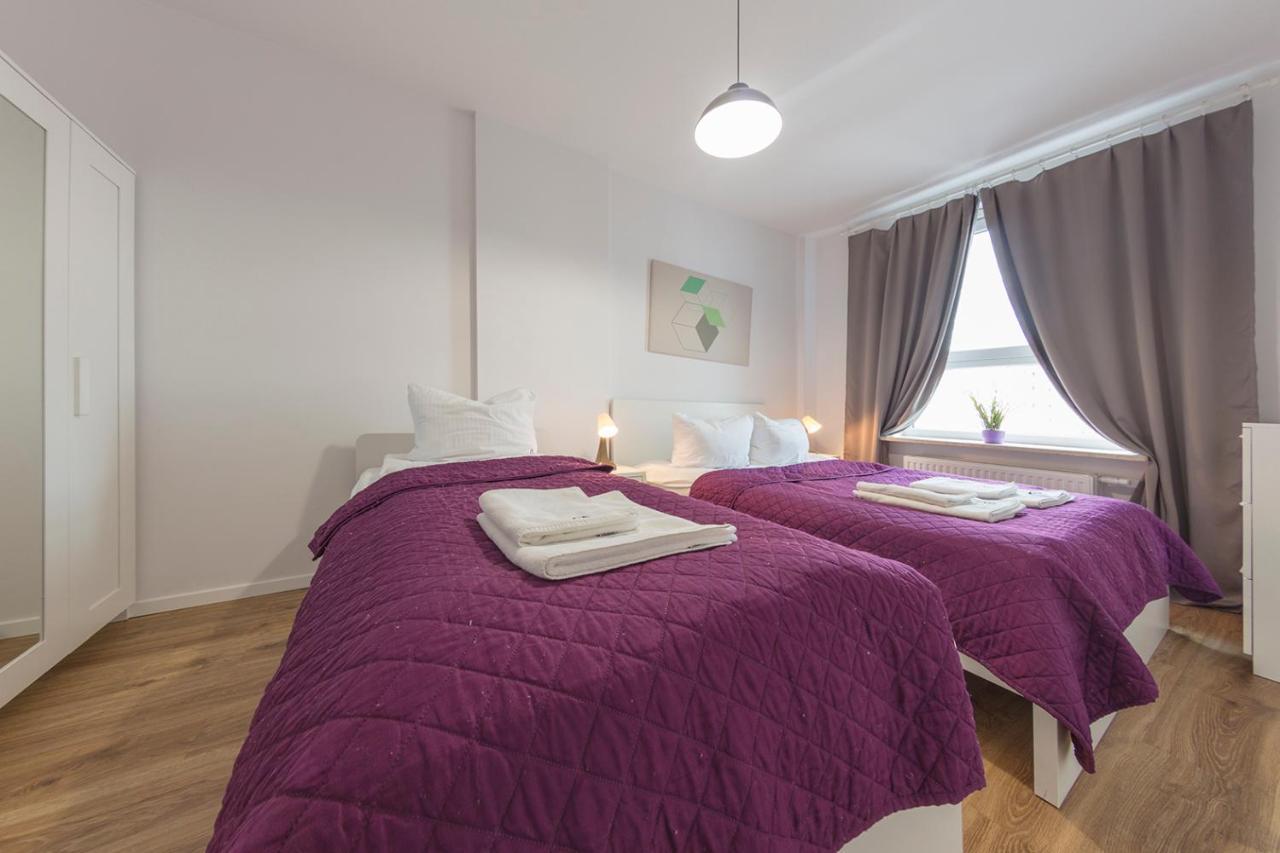 Golden Apartments - Pereca Варшава Екстериор снимка