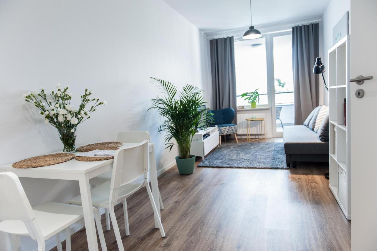 Golden Apartments - Pereca Варшава Екстериор снимка