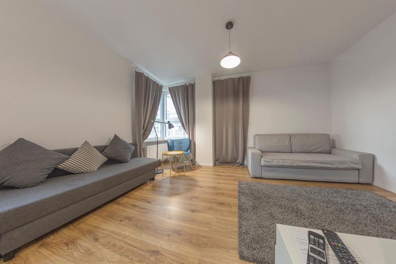 Golden Apartments - Pereca Варшава Екстериор снимка
