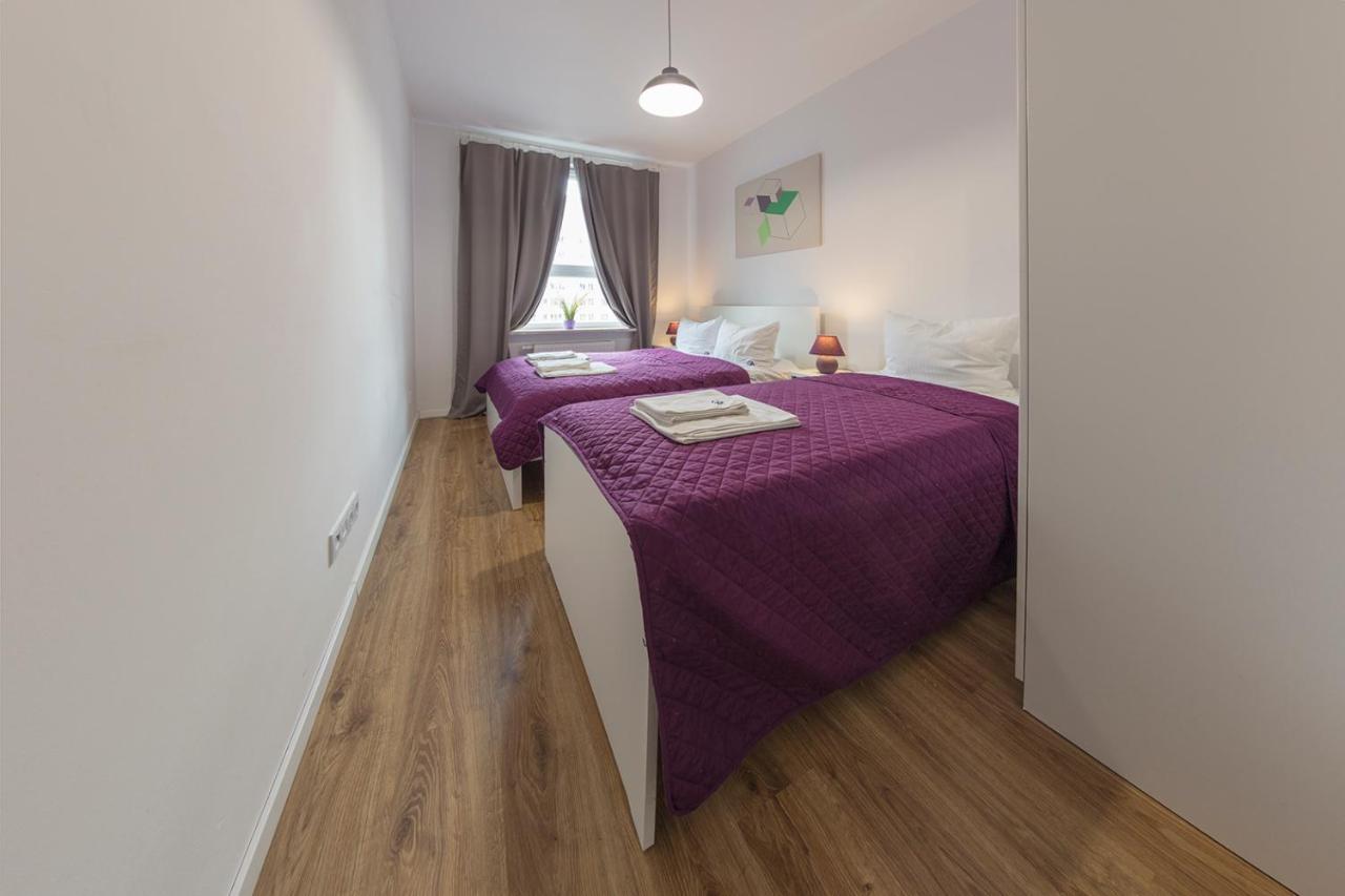 Golden Apartments - Pereca Варшава Екстериор снимка