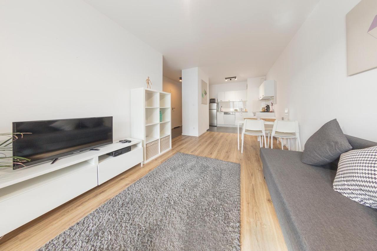 Golden Apartments - Pereca Варшава Екстериор снимка