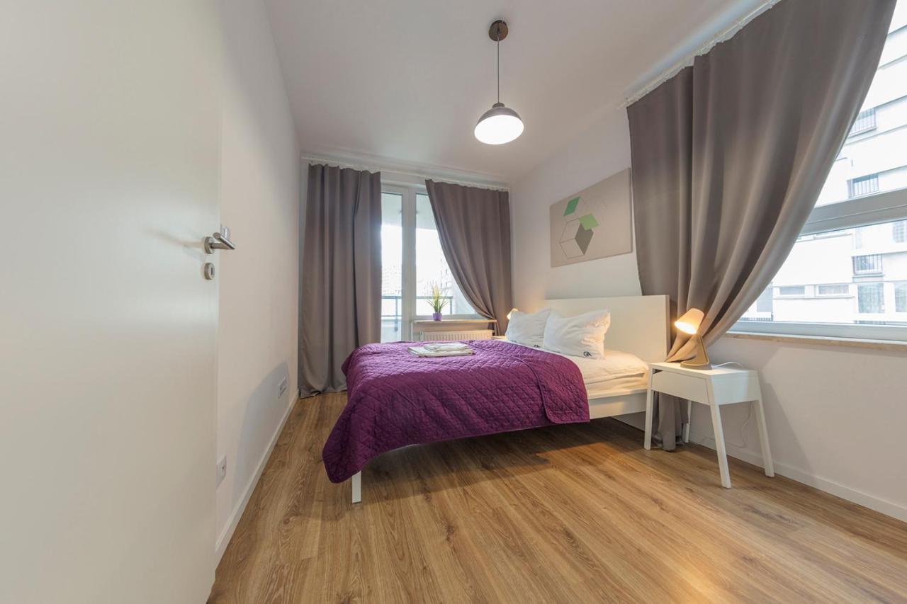 Golden Apartments - Pereca Варшава Екстериор снимка