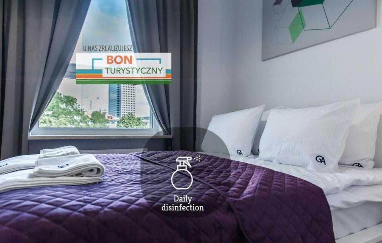 Golden Apartments - Pereca Варшава Екстериор снимка