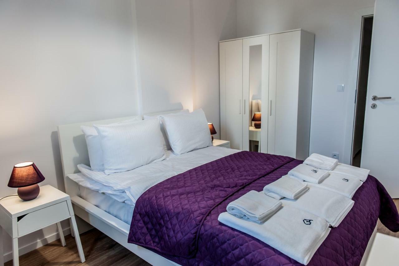 Golden Apartments - Pereca Варшава Екстериор снимка