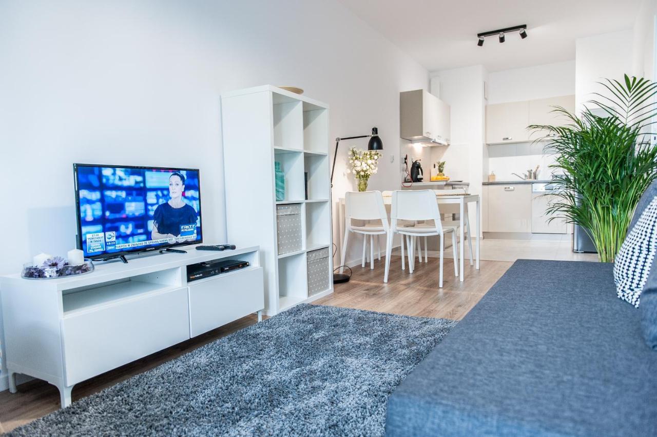 Golden Apartments - Pereca Варшава Екстериор снимка