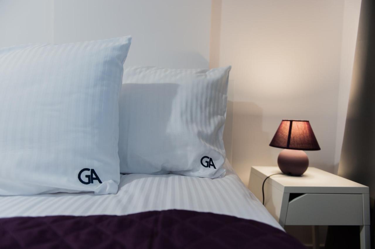 Golden Apartments - Pereca Варшава Екстериор снимка